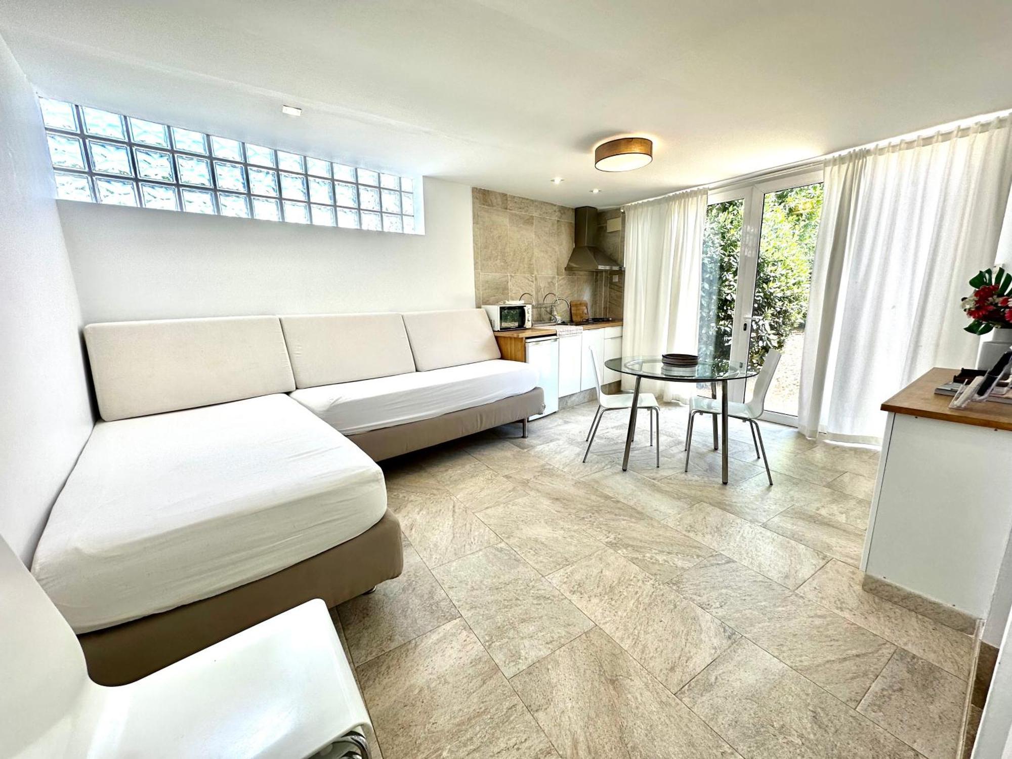 Starbal Apt Es Castell  Exterior photo