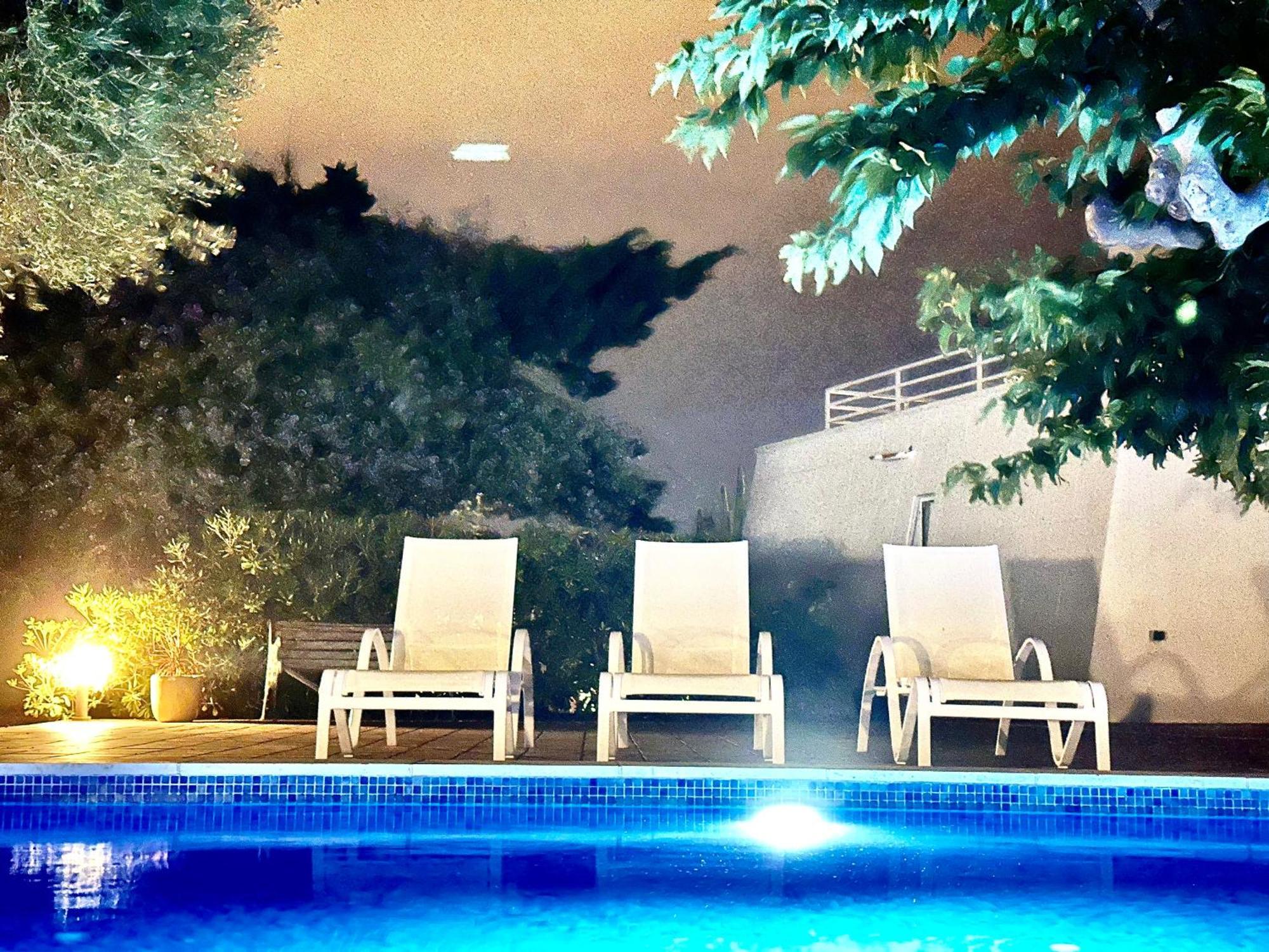 Starbal Apt Es Castell  Exterior photo