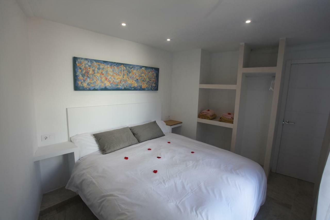 Starbal Apt Es Castell  Exterior photo